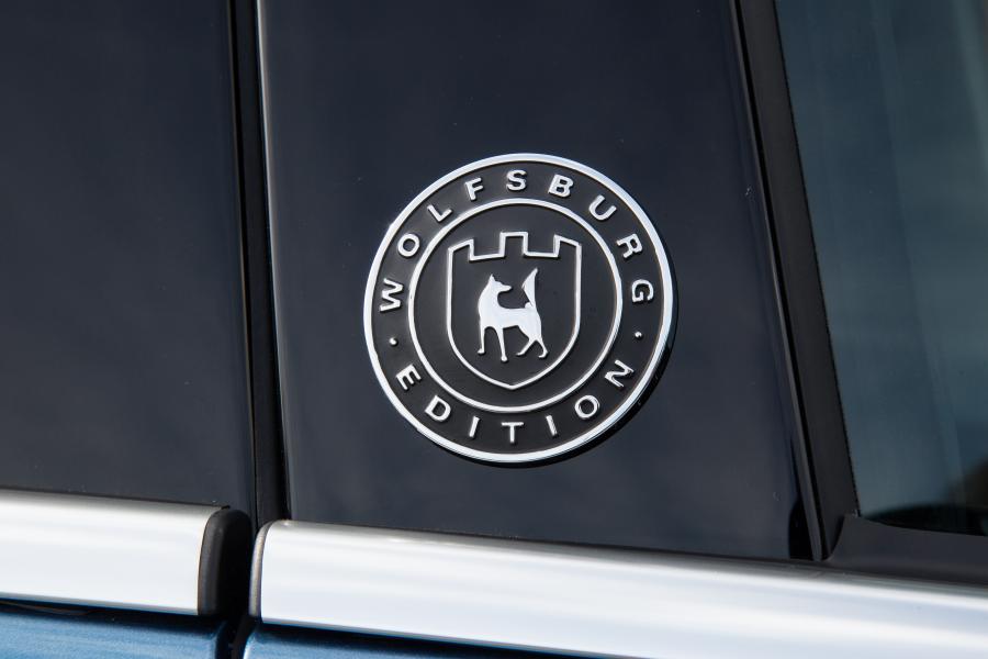 Логотип Volkswagen Tiguan TSI Wolfsburg Edition 2016 года  (фото 5 из 9)